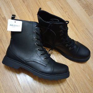 NWT Arizona Jeans Co Boots 8.5